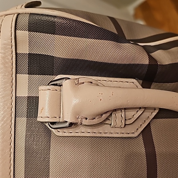 Authentic Burberry Chester Boston Bag - Picture 15 of 17